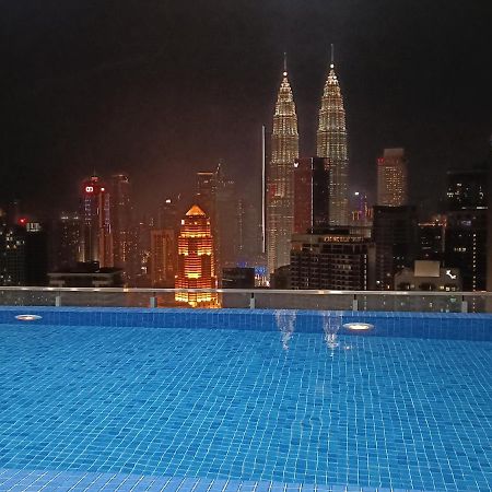 Appartamento Cl 29A Insta Klcc View & Infinity Pool Kuala Lumpur Esterno foto