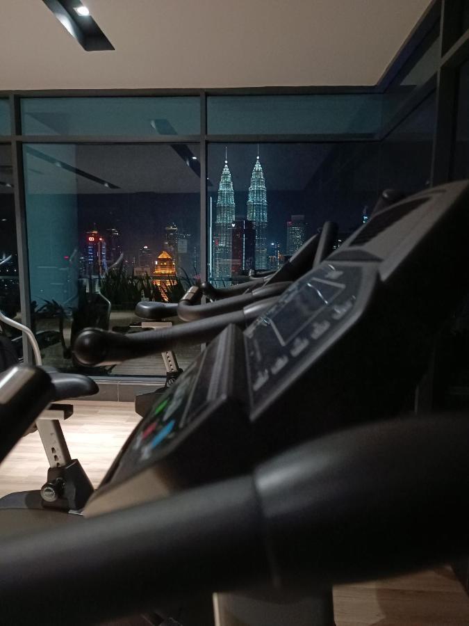 Appartamento Cl 29A Insta Klcc View & Infinity Pool Kuala Lumpur Esterno foto