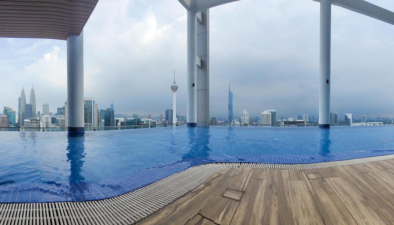 Appartamento Cl 29A Insta Klcc View & Infinity Pool Kuala Lumpur Esterno foto