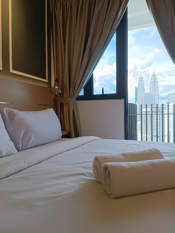 Appartamento Cl 29A Insta Klcc View & Infinity Pool Kuala Lumpur Esterno foto