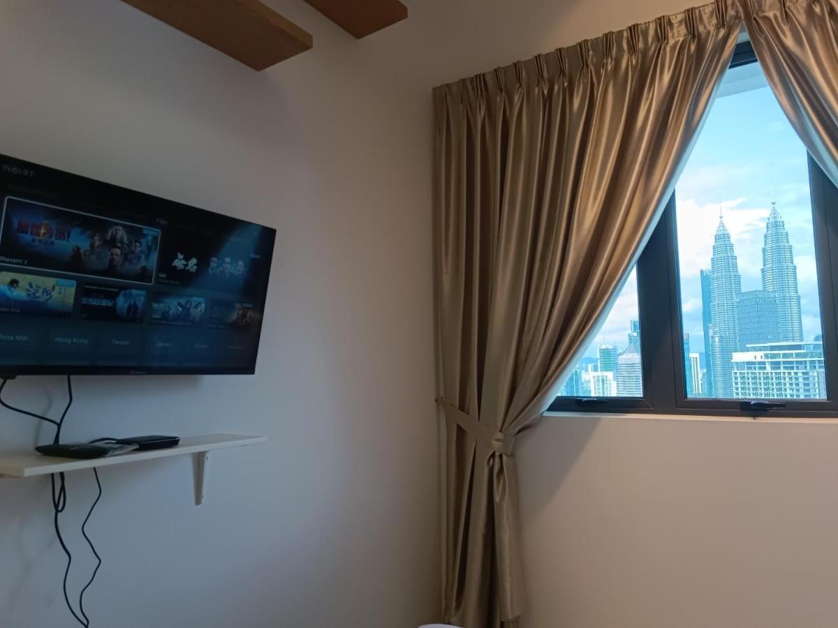 Appartamento Cl 29A Insta Klcc View & Infinity Pool Kuala Lumpur Esterno foto